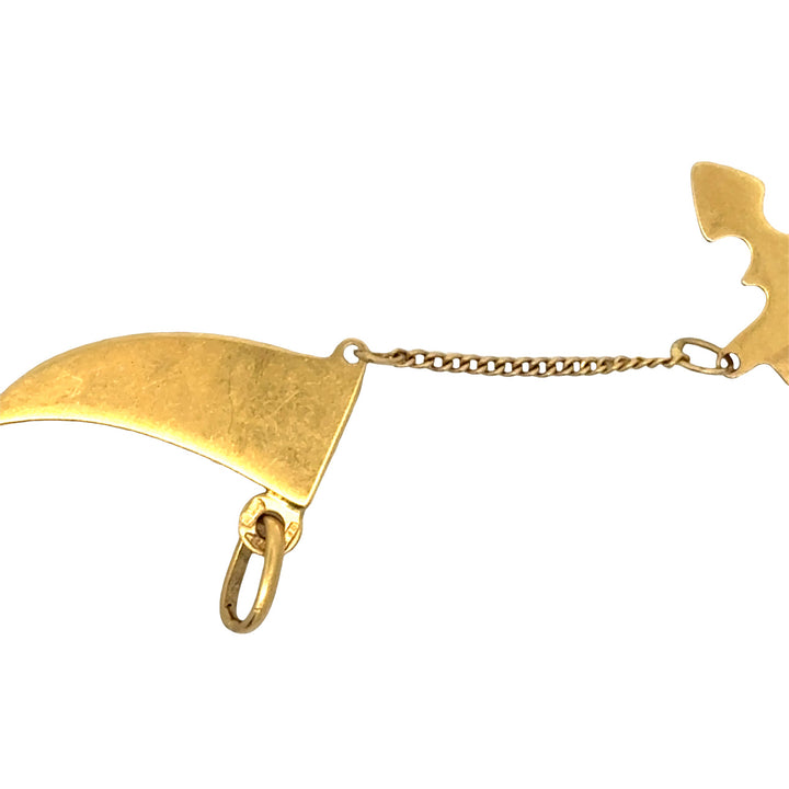 Uno A Erre Italia Coltello Pendant 18K Yellow Gold 3.67g