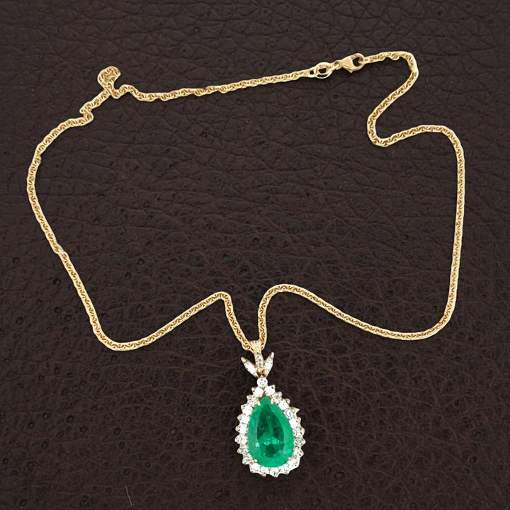 Estate 11.33 Columbia Emerald (GIA Report) Diamond 14kt Yellow Gold Necklace