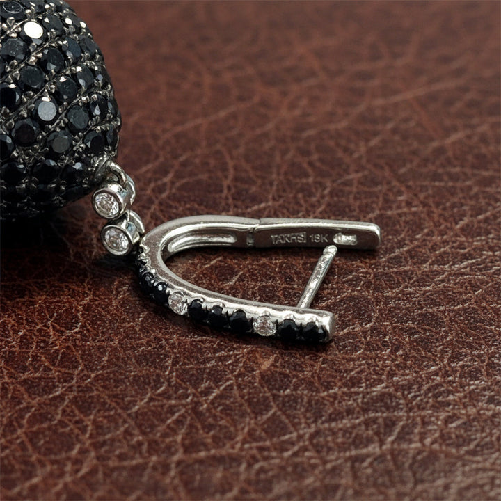 Designer Atkins 23.35cttw White and Black Diamond 18kt White Gold Dangle Earring