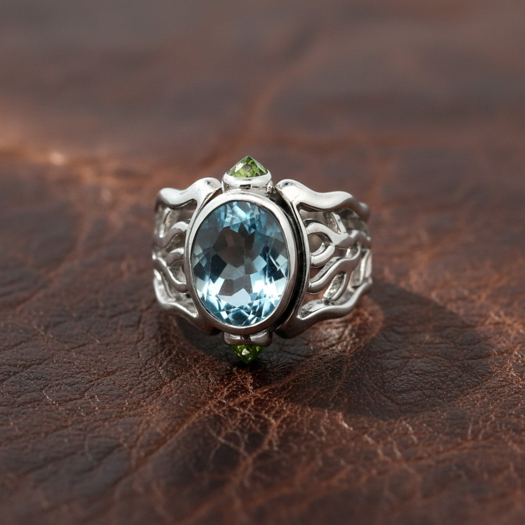 Designer K.C. 7.00ct Aquamarina and Peridot 18k White Gold Ring