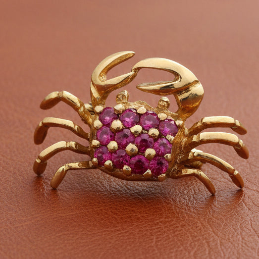 Modern Ruby Crab 14K Yellow Gold Brooch