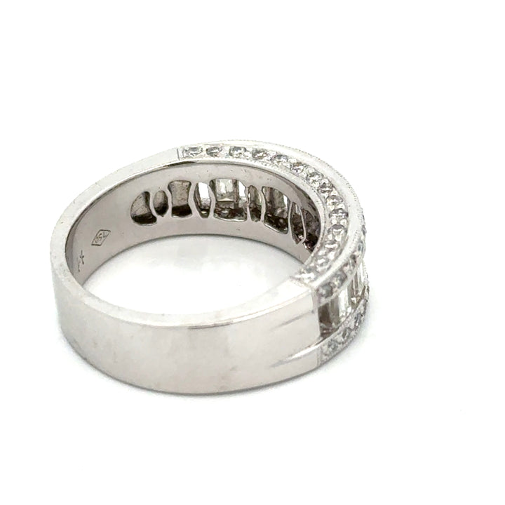 Modern Designer .86cttw Diamond 18K White Gold Ring
