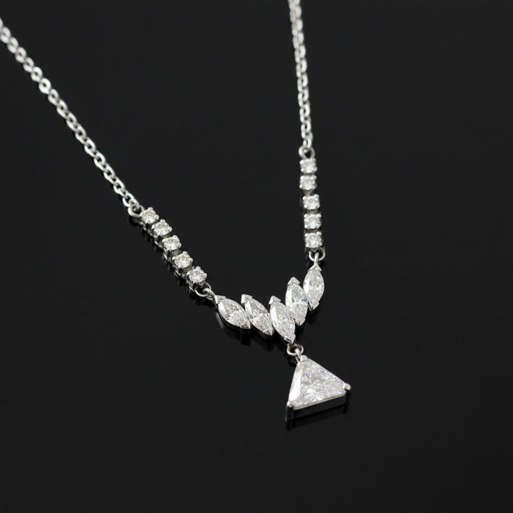 Modern 1.26cttw Diamond Platinum Designer Necklace