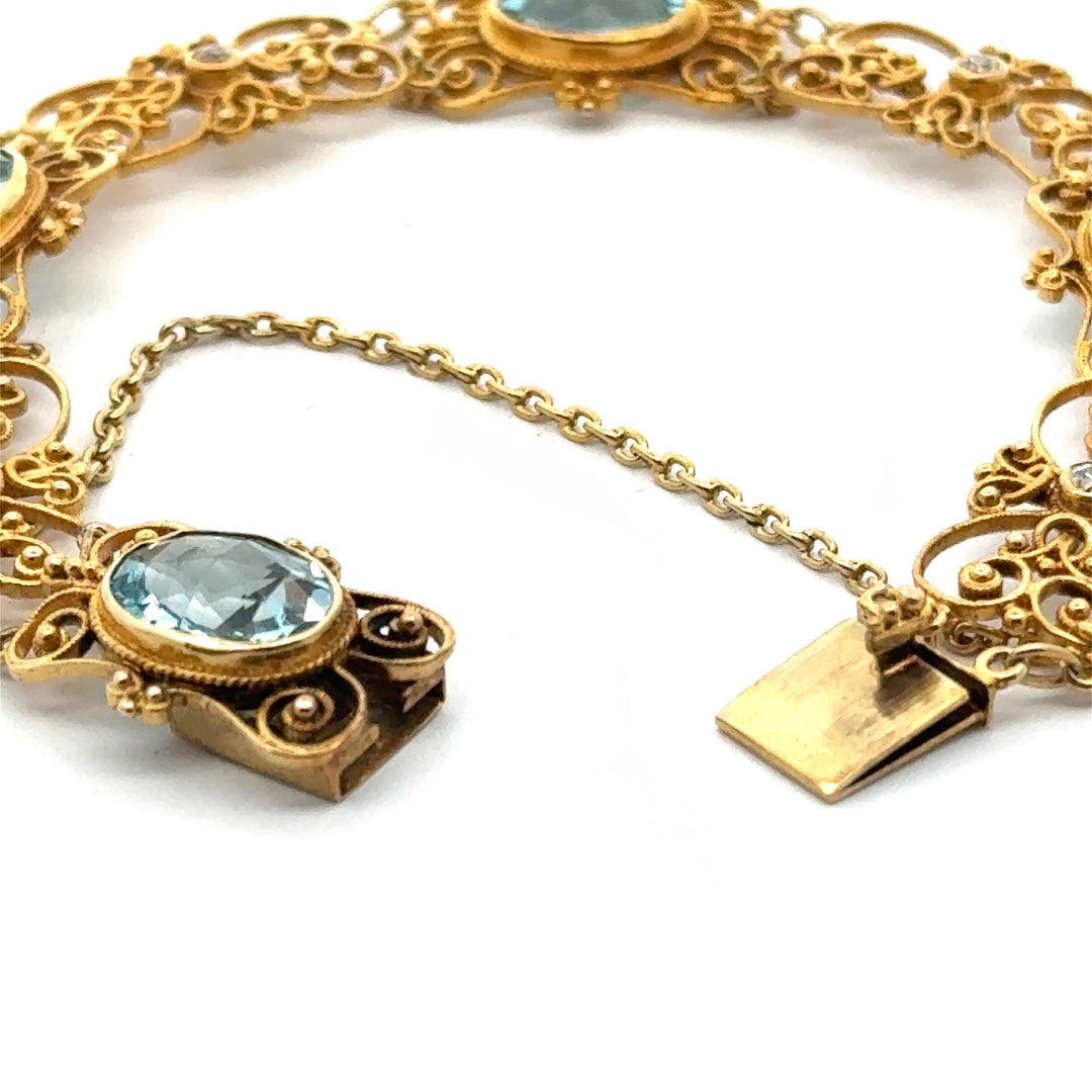 Estate 8.00cttw Aquamarine and Diamond 18K Yellow Gold Filigree Bracelet