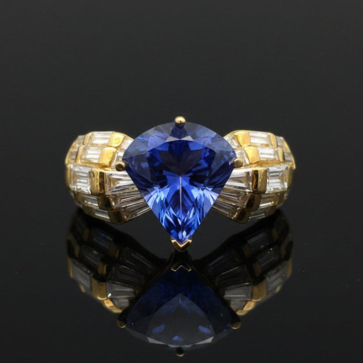 Vintage Tanzanite & Diamond 14K Yellow Gold Ring