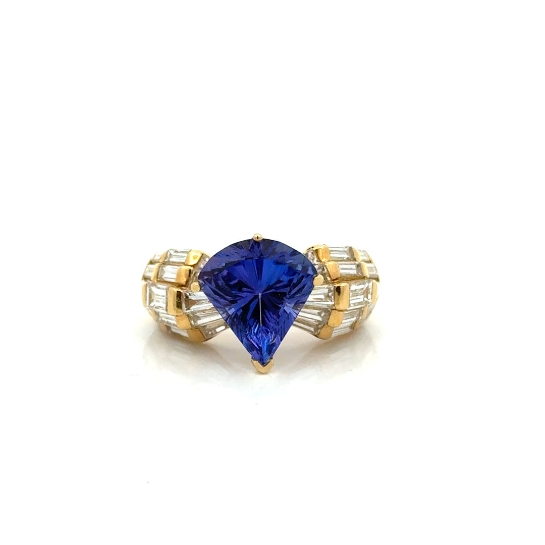 Vintage Tanzanite & Diamond 14K Yellow Gold Ring