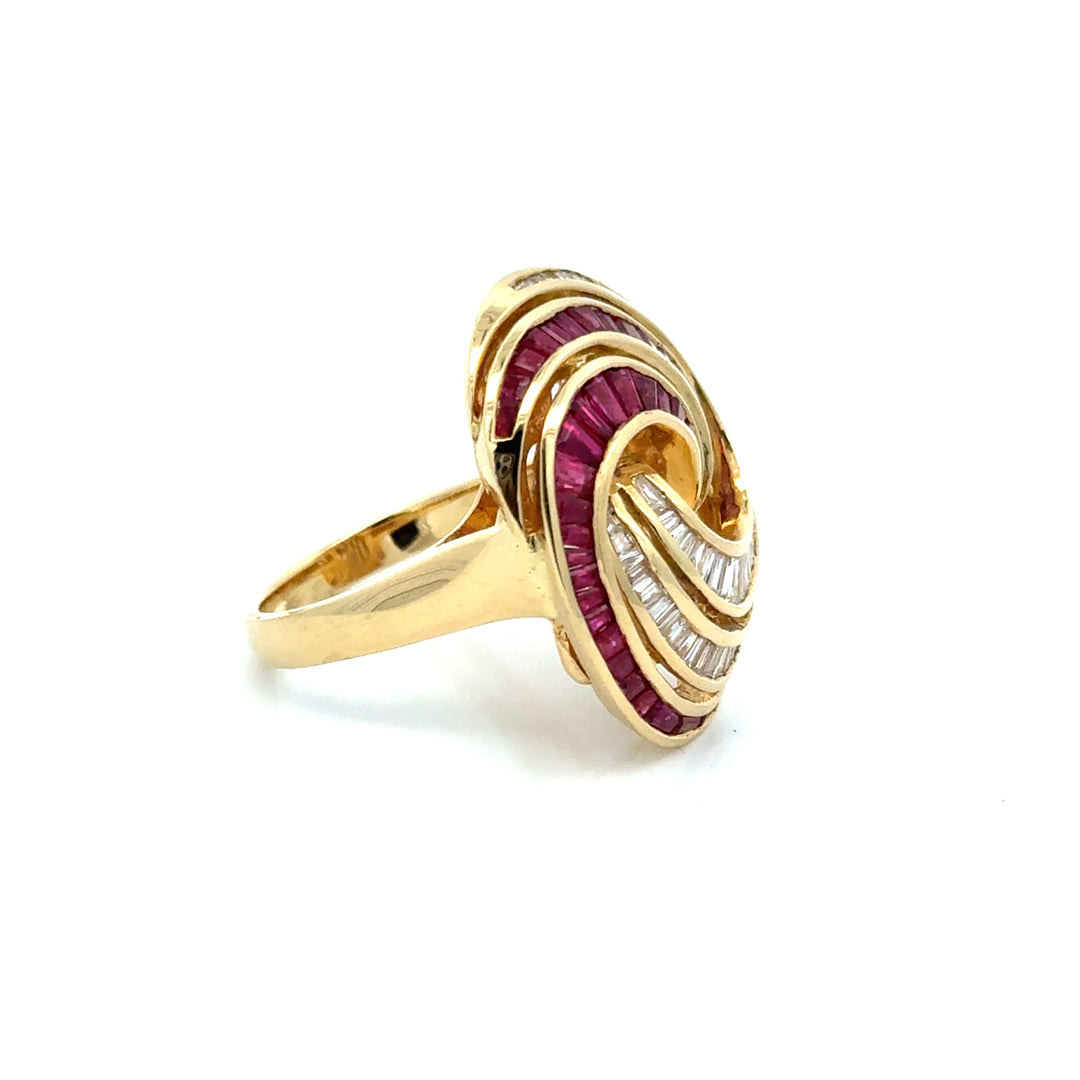 Vintage Ruby & Diamond 18k Yellow Gold Swirl Ring