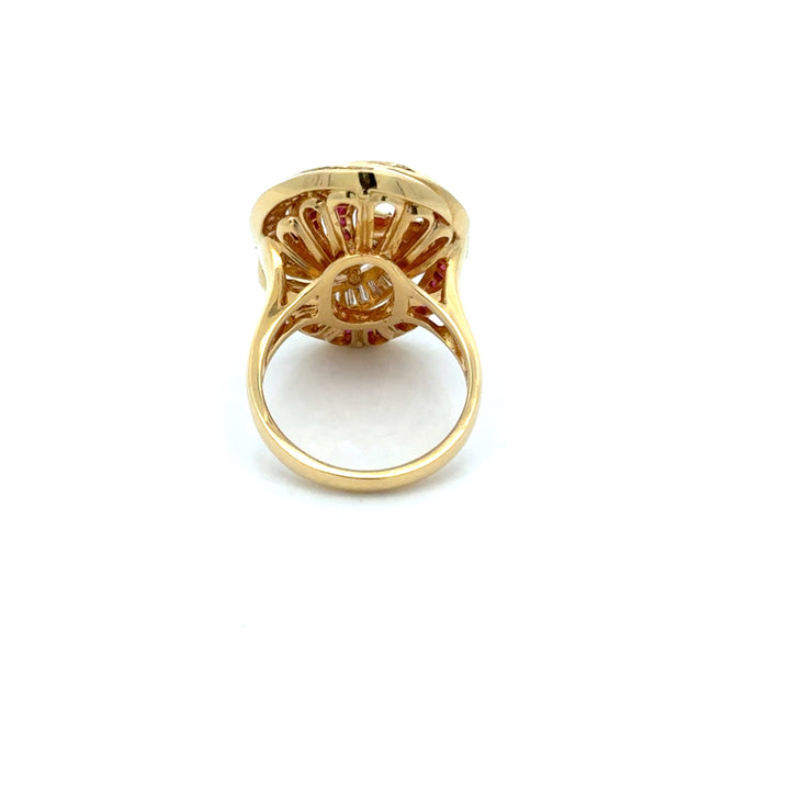 Vintage Ruby & Diamond 18k Yellow Gold Swirl Ring