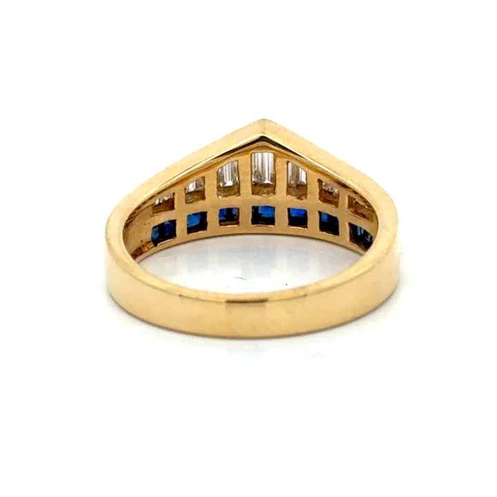 Vintage Sapphire & Diamond 18k Yellow Gold Ring