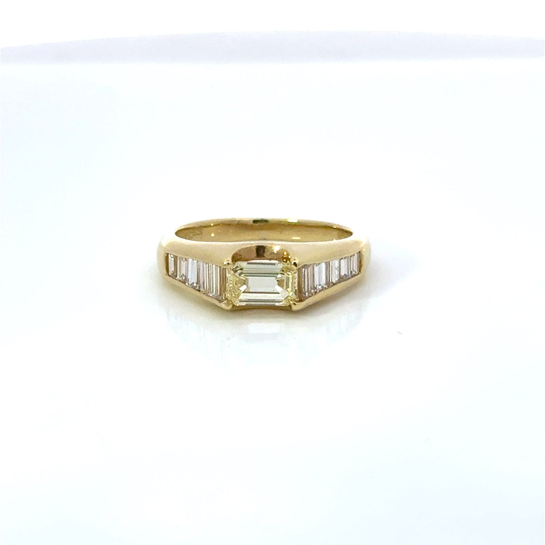 Designer Natural Fancy Yellow & White Diamond 18K Yellow Gold RingR