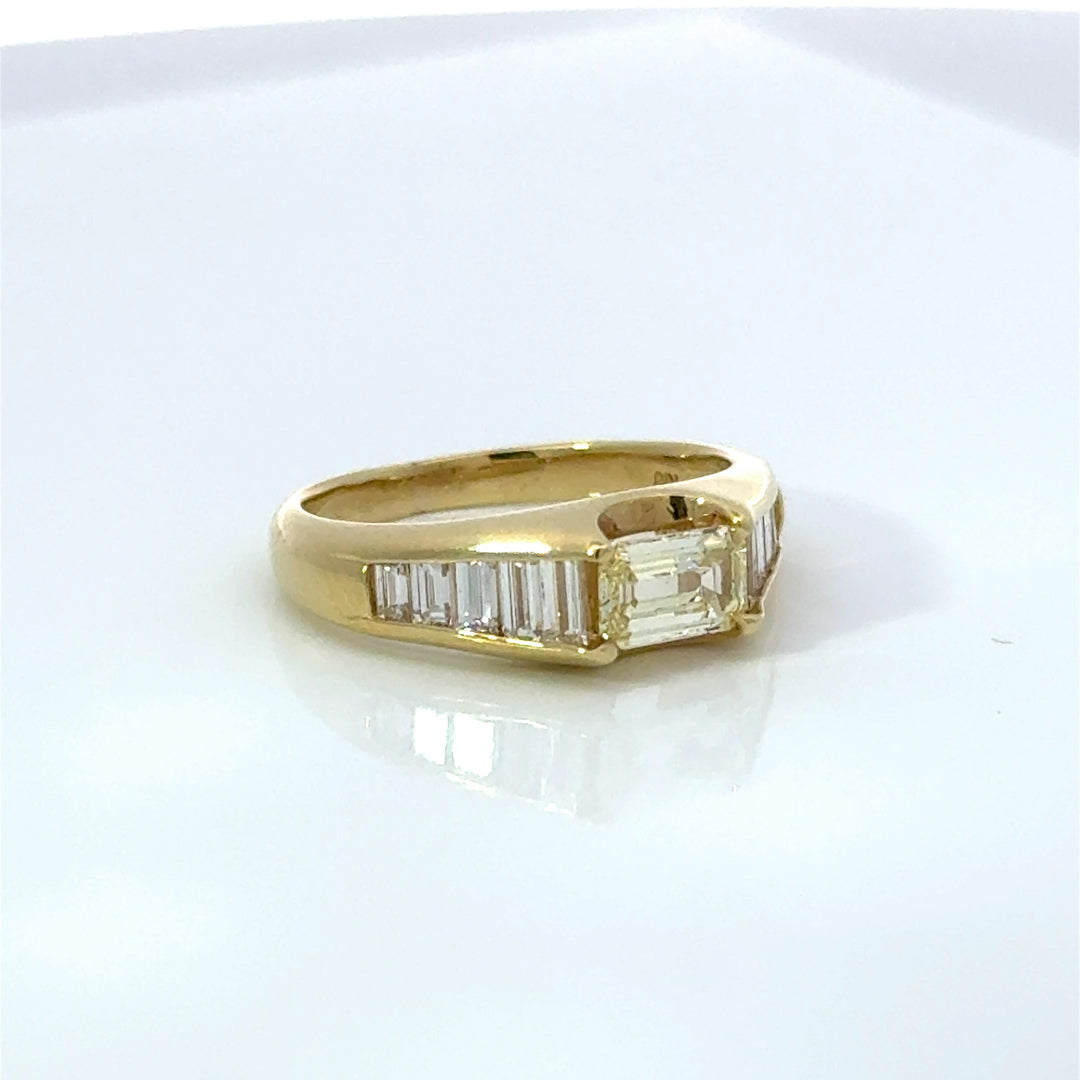 Designer Natural Fancy Yellow & White Diamond 18K Yellow Gold RingR