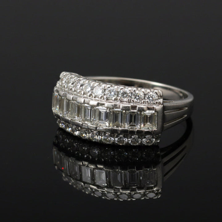 Vintage Diamond Platinum Ring