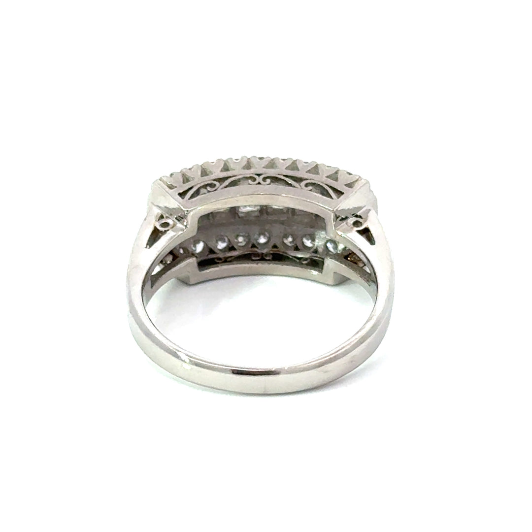 Vintage Diamond Platinum Ring