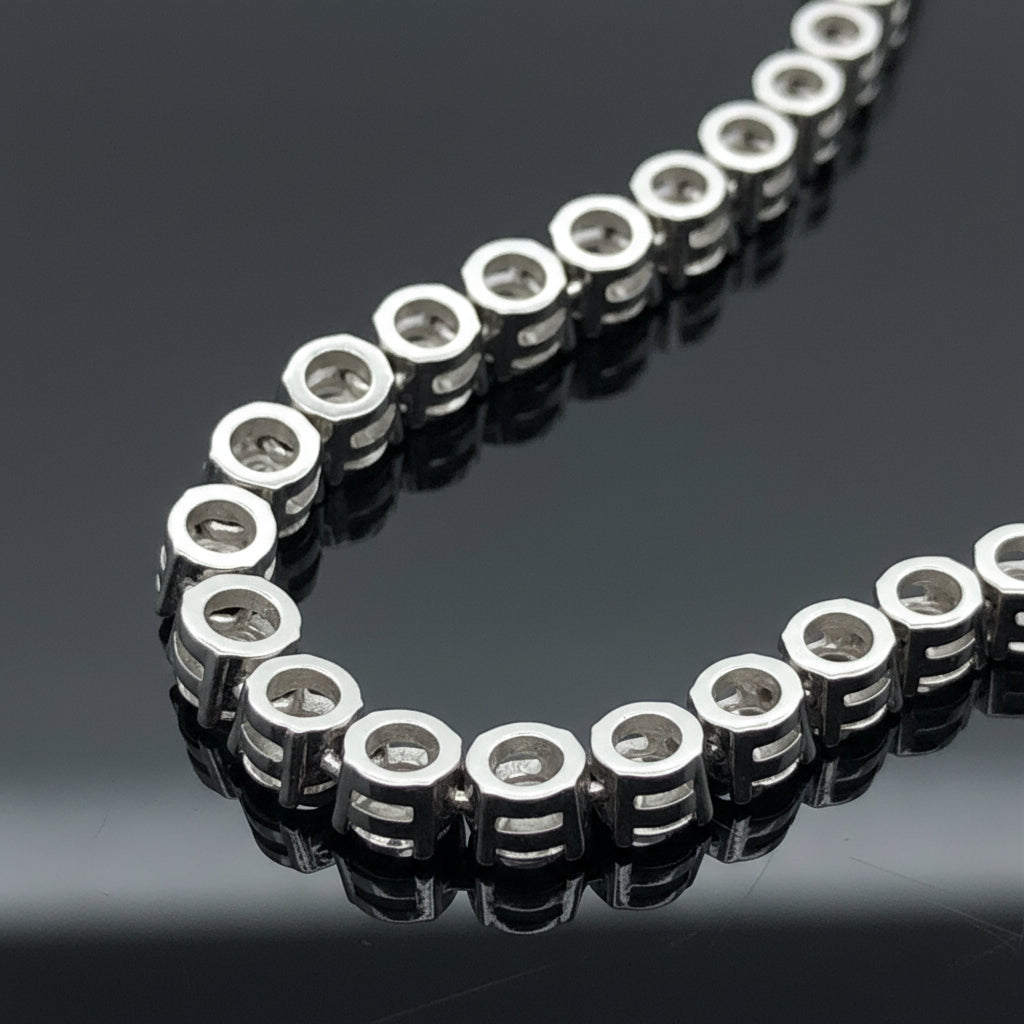 Contemporary 26.45 cttw Diamond Riviera 14K White Gold Graduated Necklace