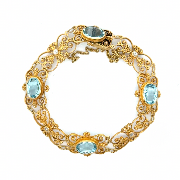 Estate 8.00cttw Aquamarine and Diamond 18K Yellow Gold Filigree Bracelet