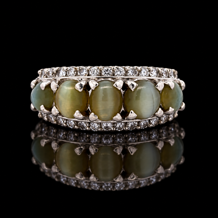 Estate 3.97cttw. Cat's Eye Chrysoberyl & Diamond Platinum Ring