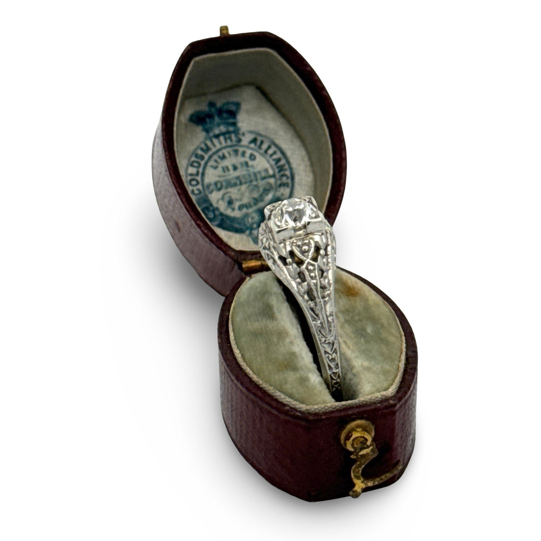 Art Deco 1920's Diamond 18K White Gold Ring