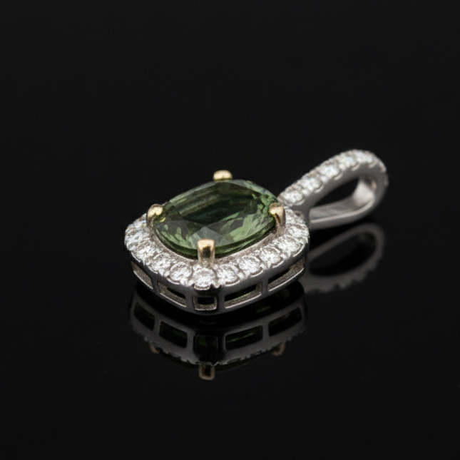 Natural Alexandrite (Color Change Bluish Green to Purple) GIA and Diamond Pendant