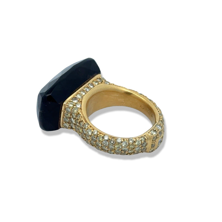 Designer Diamond and Quartz 18 Kt Yellow Gold Ring