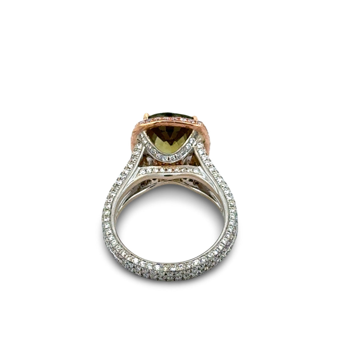Natural 4.69ct Color Change Alexandrite and Natural Pink White Diamond 18Kt Ring (GIA)