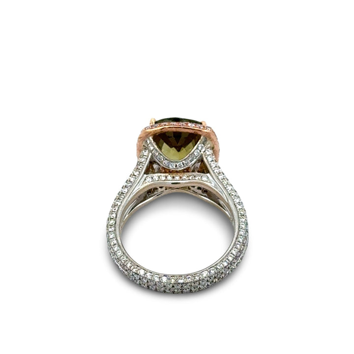 Natural 4.69ct Color Change Alexandrite and Natural Pink White Diamond 18Kt Ring (GIA)