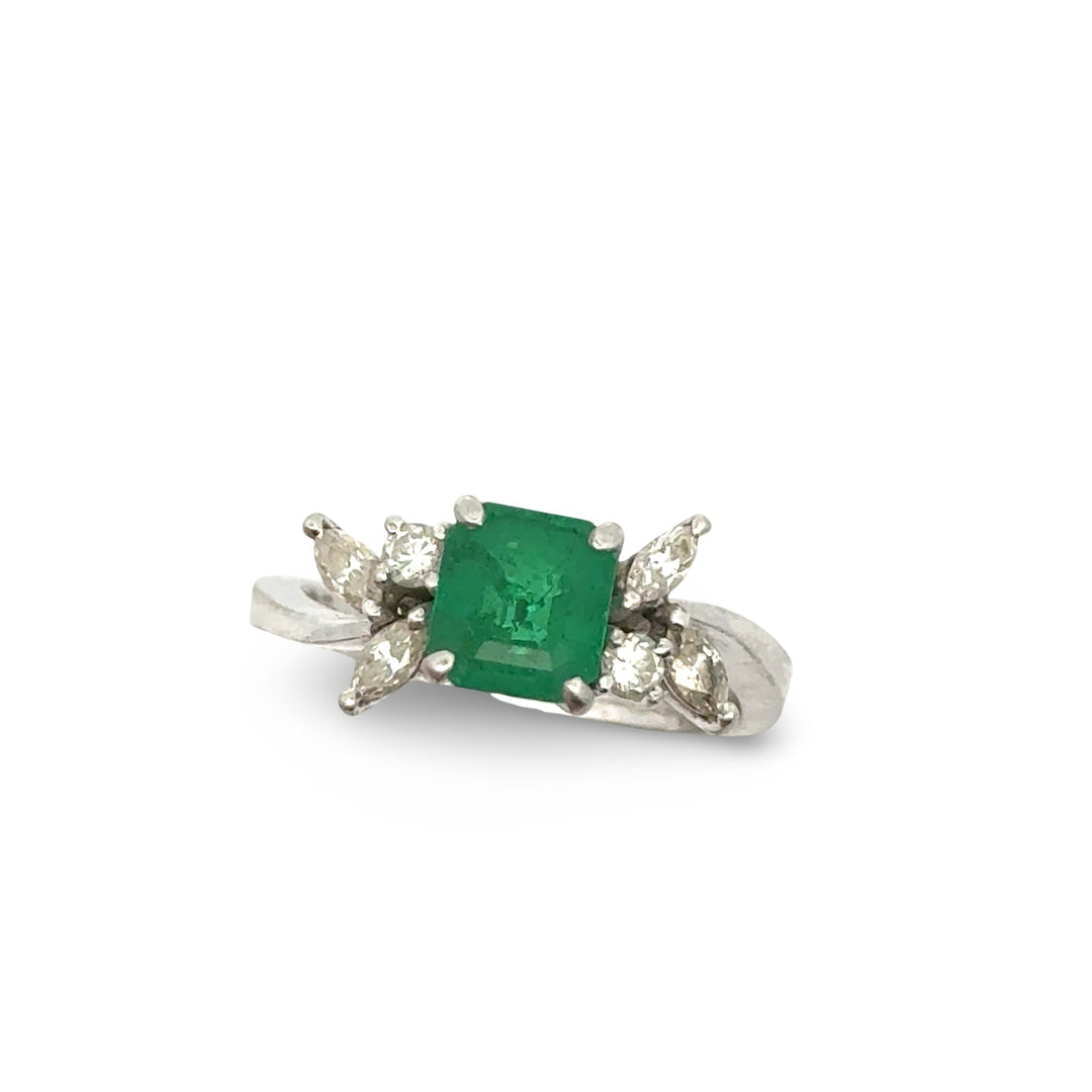 Designer Sena Emerald and Diamond Platinum Ring