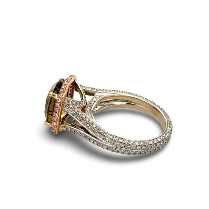 Natural 4.69ct Color Change Alexandrite and Natural Pink White Diamond 18Kt Ring (GIA)
