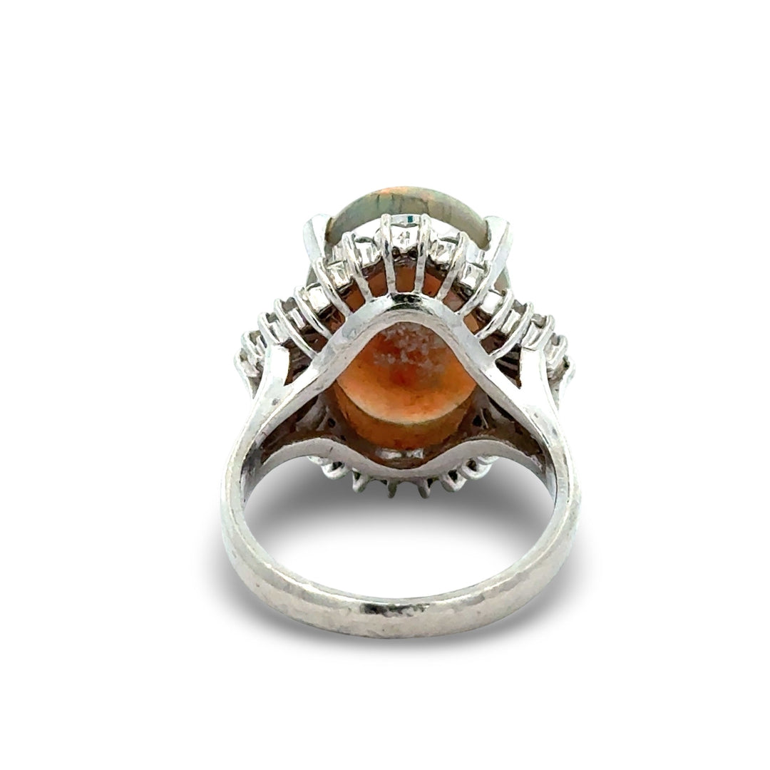 Fine Opal and Diamond Platinum Ring