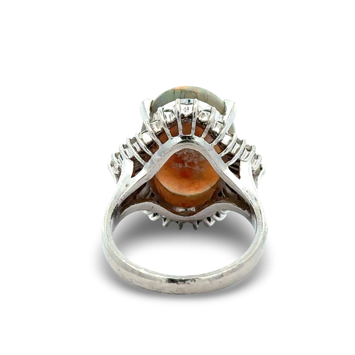 Fine Opal and Diamond Platinum Ring