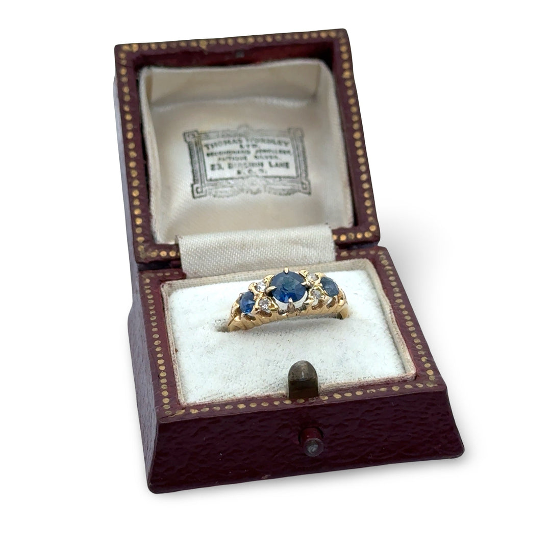 Victorian Sapphire and Diamond 18k Yellow Gold Ring