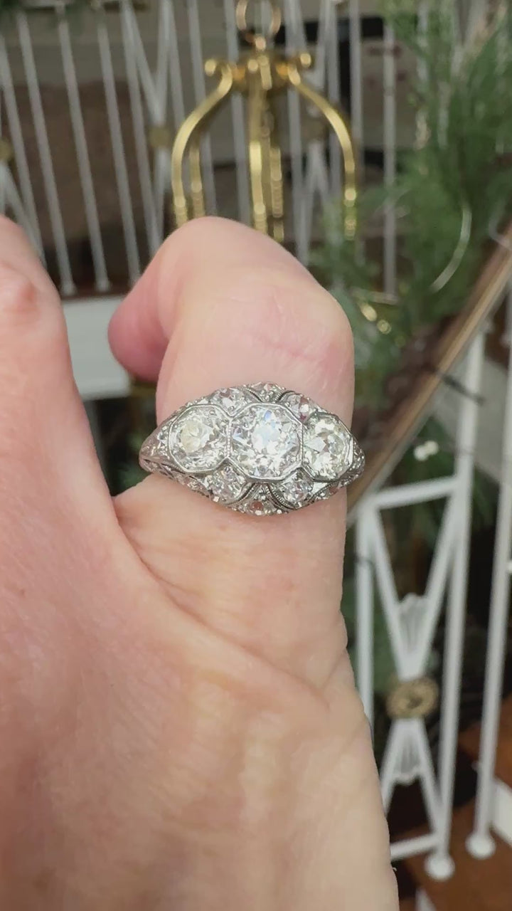 Art Deco 1920's Diamond Platinum Ring