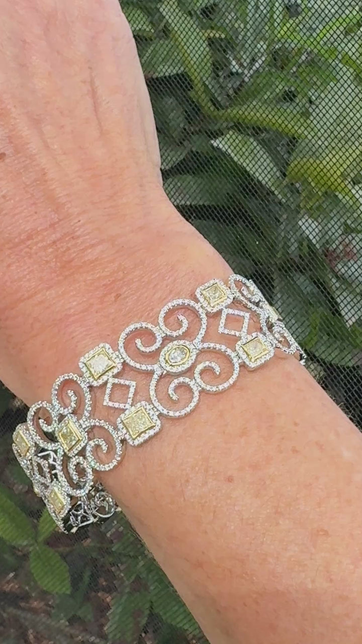 Designer AV 8.80cttw Natural Fancy Yellow and White Diamond 14K Yellow and White Gold Bracelet