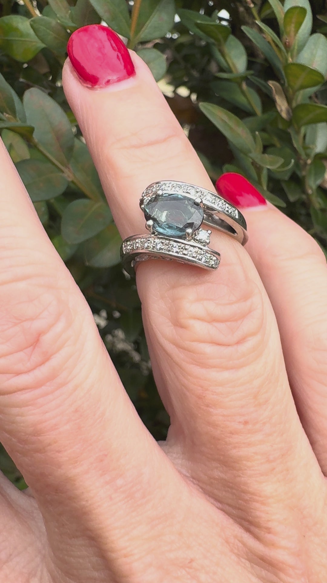 Natural Color Change Alexandrite and Diamond Platinum Ring (GIA)