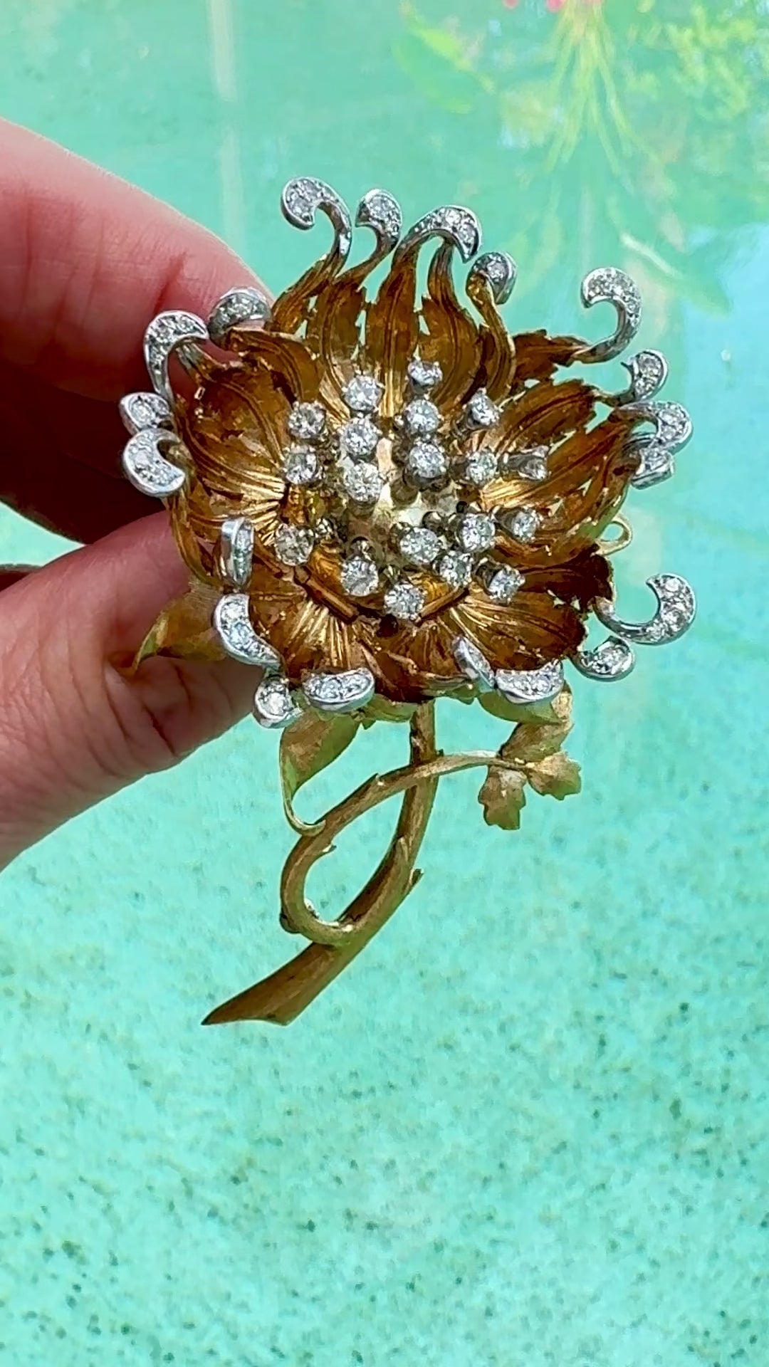 Vintage Italian "En Tremblant" Moving Petals Diamond and 14k/18k Yellow/White Gold Flower Brooch