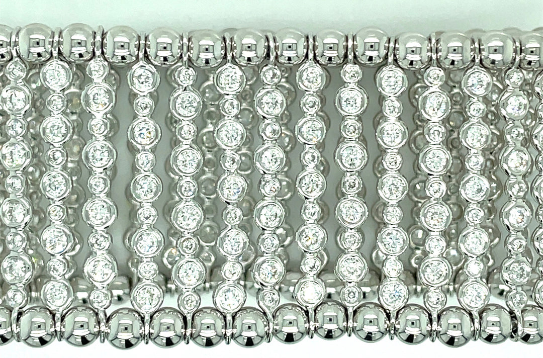 Diamond and 18K White Gold Stretch Bracelet