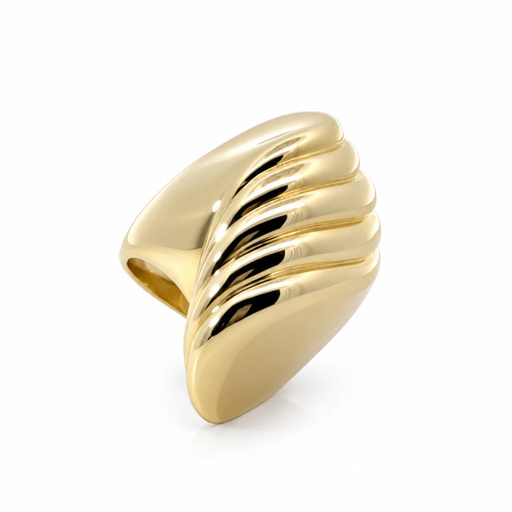 Vintage 14K yellow gold ribbed sculptural statement ring angled view
