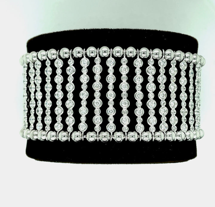 Diamond and 18K White Gold Stretch Bracelet