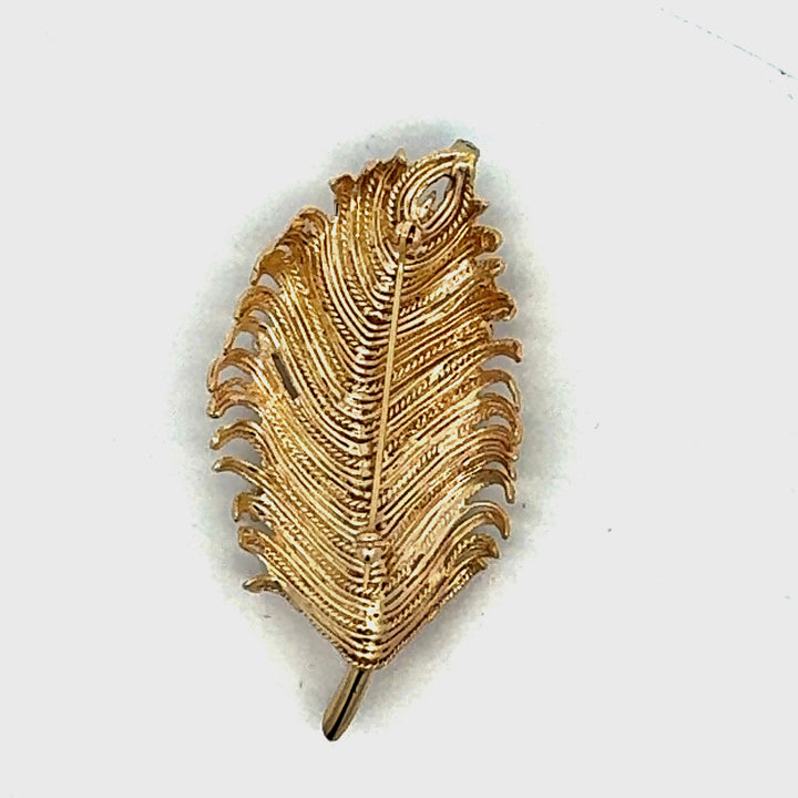 1960s Vintage Diamond and 14K Yellow Gold Leaf Brooch